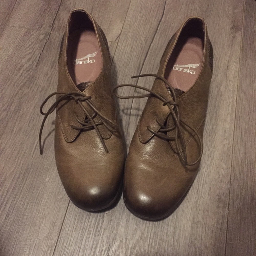 Dansko Brown Leather Lace-Up Oxfords